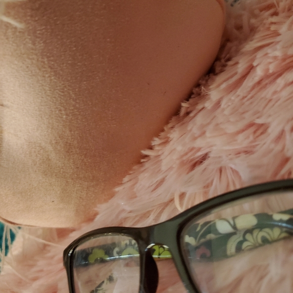 Simply nothing nothing's simple about this clutch - Picture 2 of 8